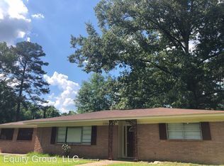 1386 Sharon Dr, Jackson, MS 39204