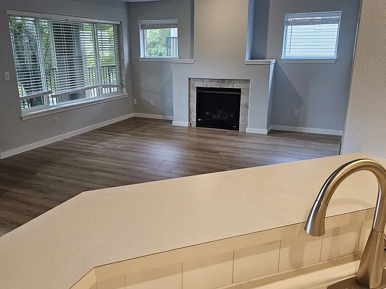 2110 Palisade Blvd #C-7 — Photo 9
