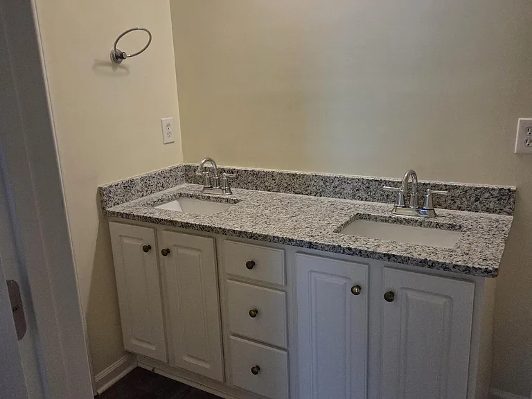 1200 Saint Charles Cir — Photo 14