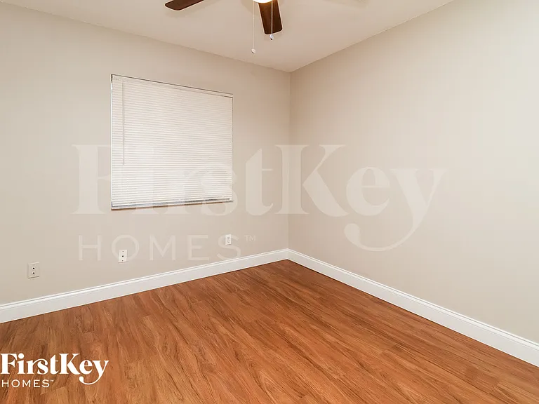 1013 Taproot Dr — Photo 11
