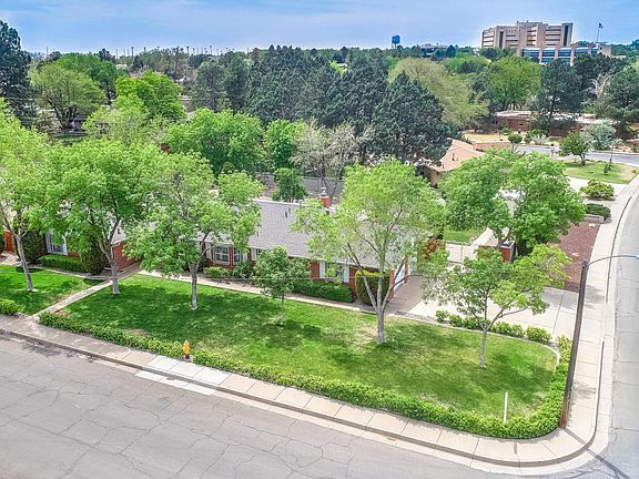 4th image of 1301 Odlum Dr SE