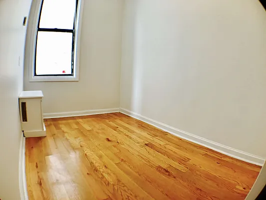 Rented by Lang Realty LLC | media 2