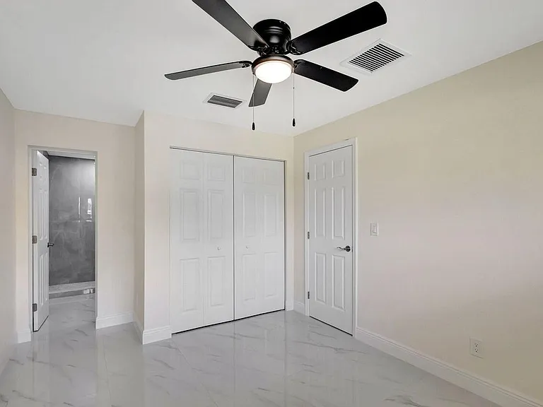 2016 Avenue S — Photo 11