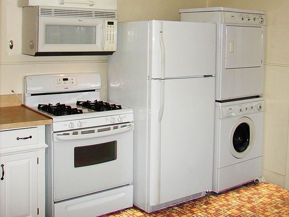 2nd image of 22 Linwood St #1