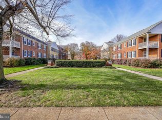 6610 E Wakefield Dr APT B1, Alexandria, VA 22307