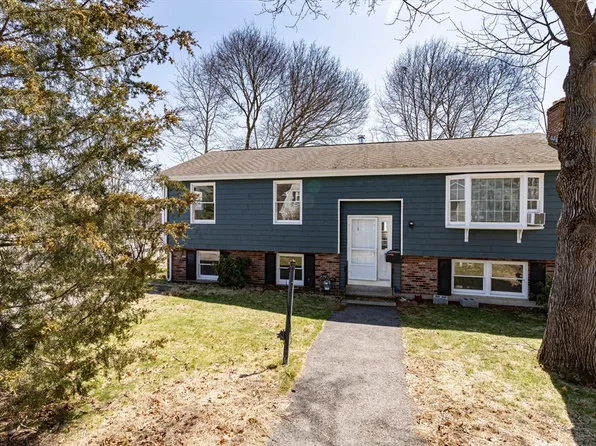 22 Dorchester St, Waltham, MA 02453
