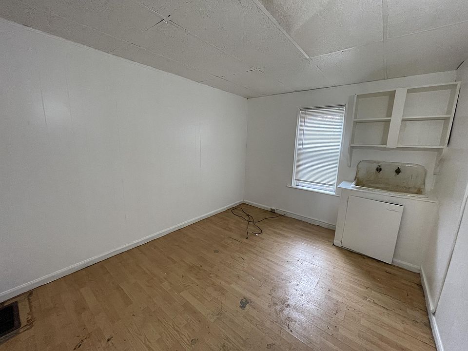 1st image of 405 E Orange St #5