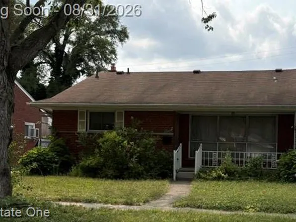 8355 Winston Ln, Dearborn Heights, MI 48127