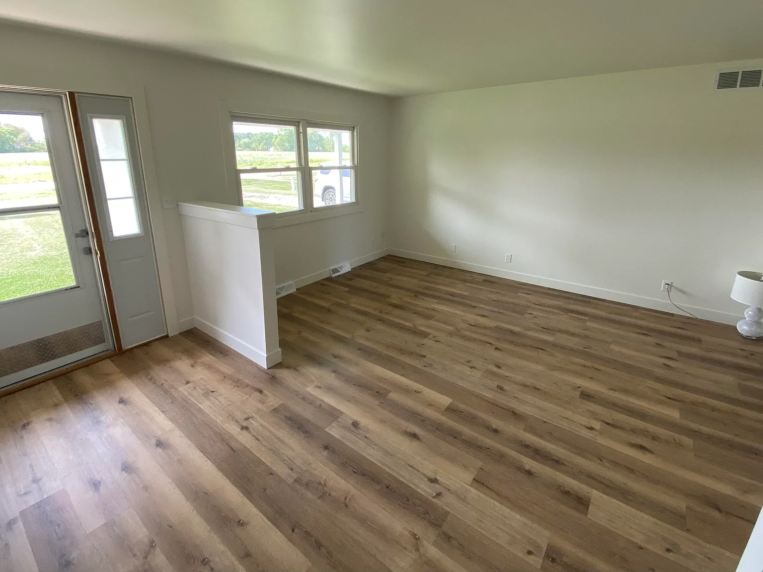 2 bed, 941 sqft, $1,550 — Photo 4