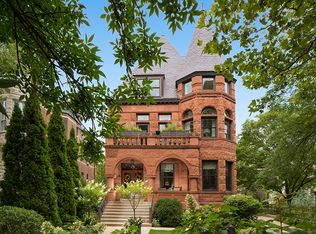 632 W Deming Pl, Chicago, IL 60614