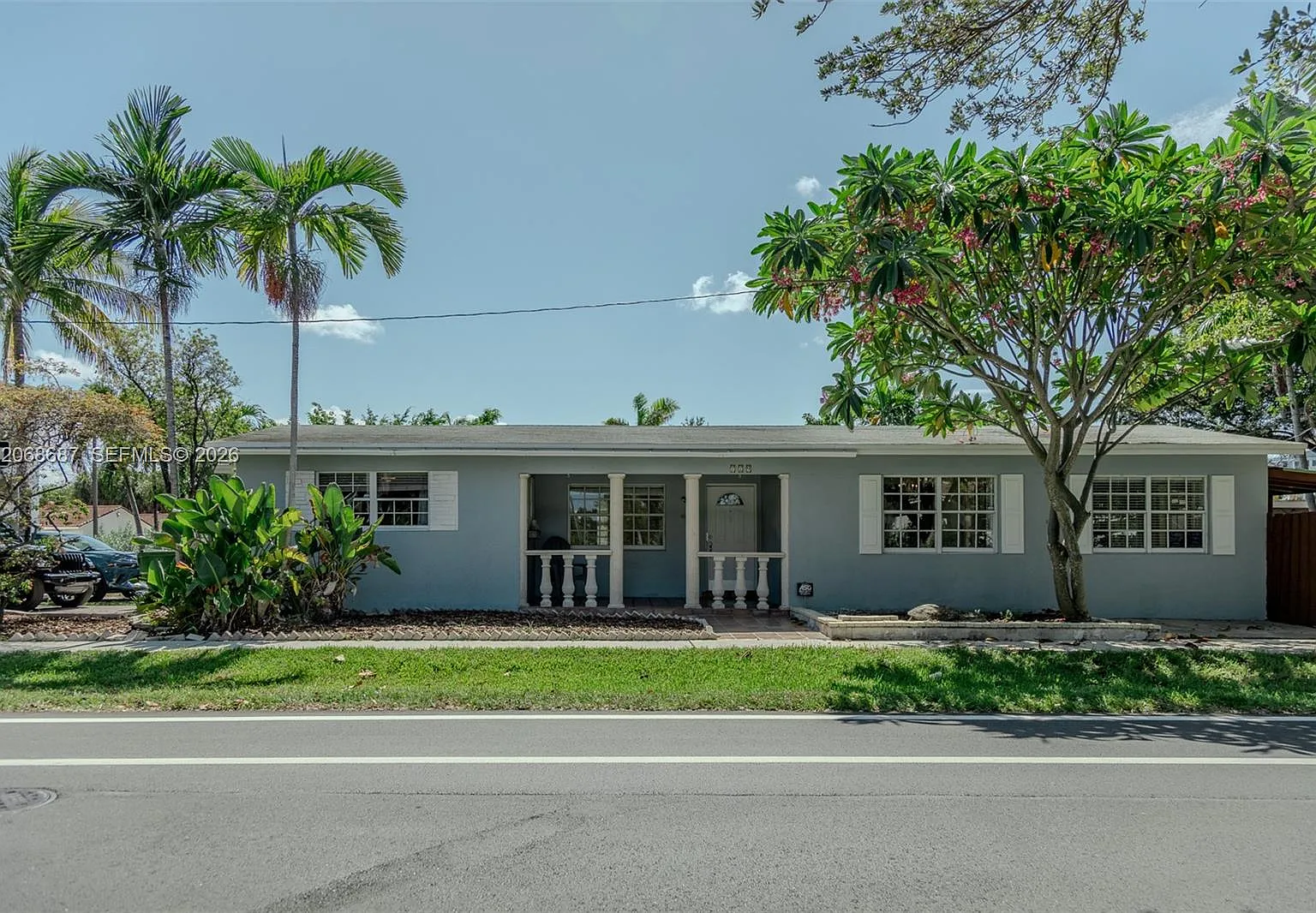 2 bed, 1056 sqft, $3,200 — Photo 1