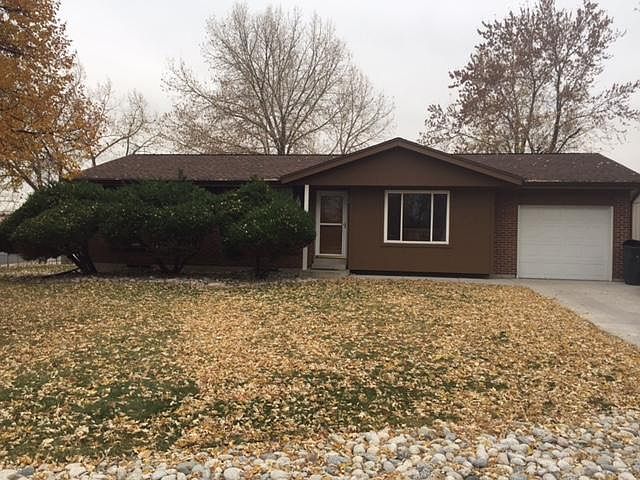 Beautiful Ranch home with large yard!