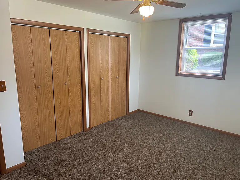 440 Stark Ave #B — Photo 8