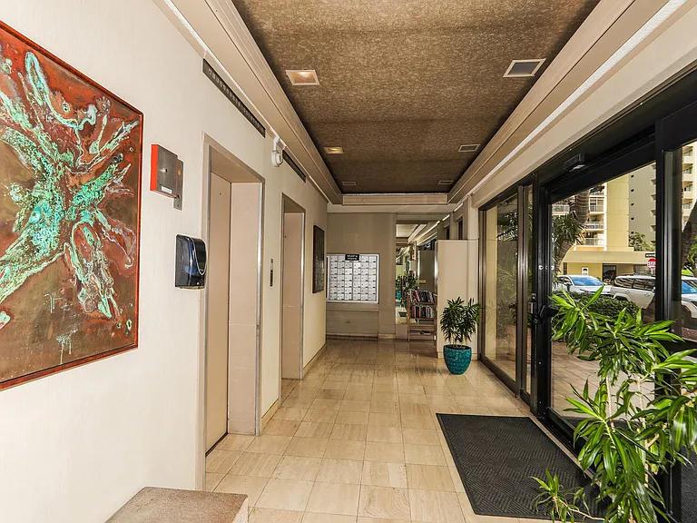 2215 Aloha Dr #1205 — Photo 37