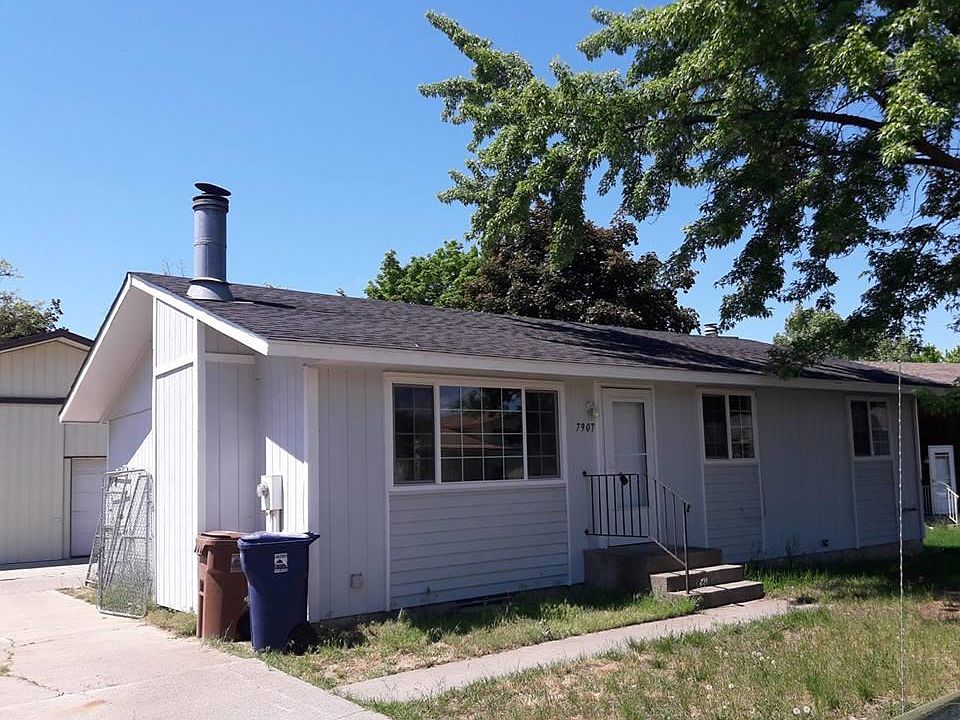 2nd image of 7907 N Graycoat Ct