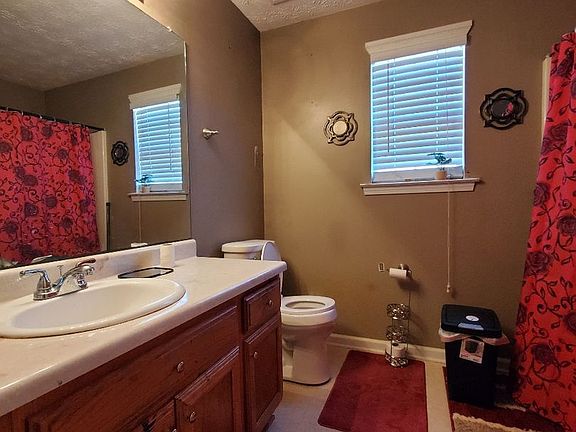 4th image of 1840 Midcourt Way #1840