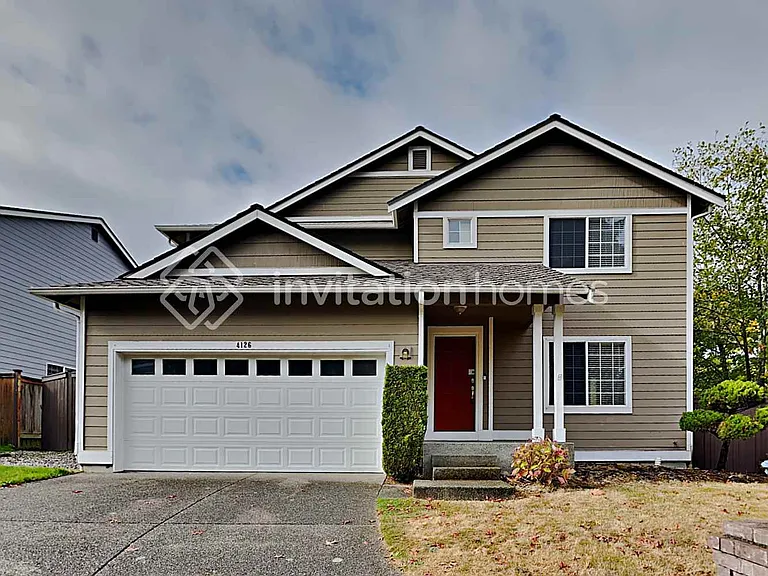 4126 45th Ave NE — Photo 1