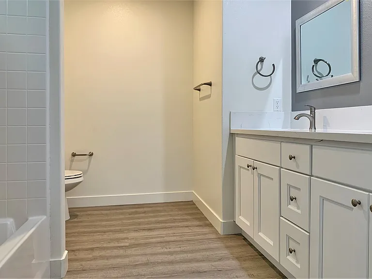 Disclaimer: The interior pictures displayed here are from another similar unit in the community for illustration only; and shall not be relied upon as an accurate representation of the actual unit itself. Please visit the unit to confirm all details.