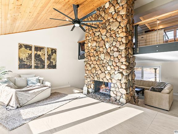 4th image of 47 Ginger Woods Rd