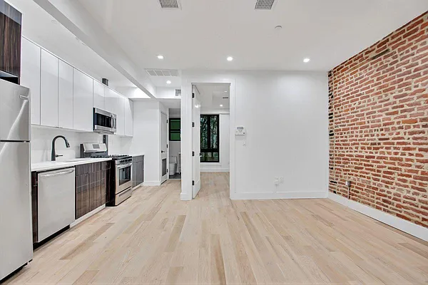 Rented by Prime Homes Management | media 15