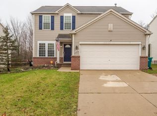 468 Otter Run Rd, Holly, MI 48442