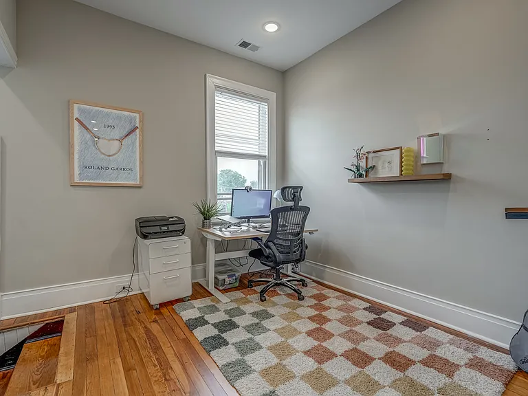425 N Arthur Ashe Blvd #G — Photo 16