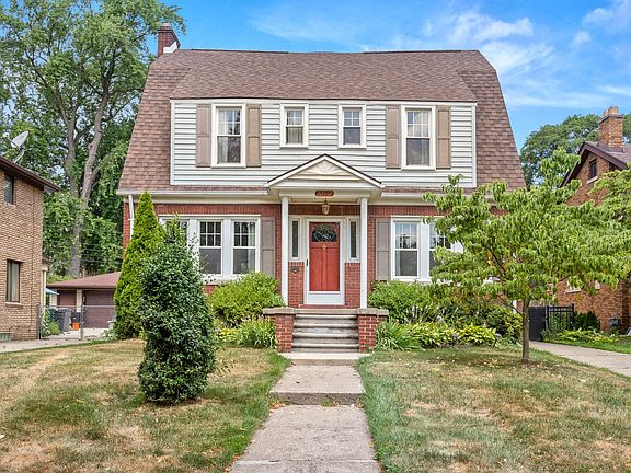 2nd image of 22532 Alexandrine St