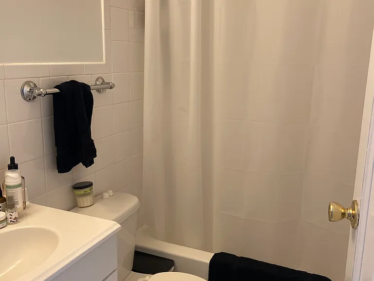 70 Berkeley Pl #3 — Photo 7