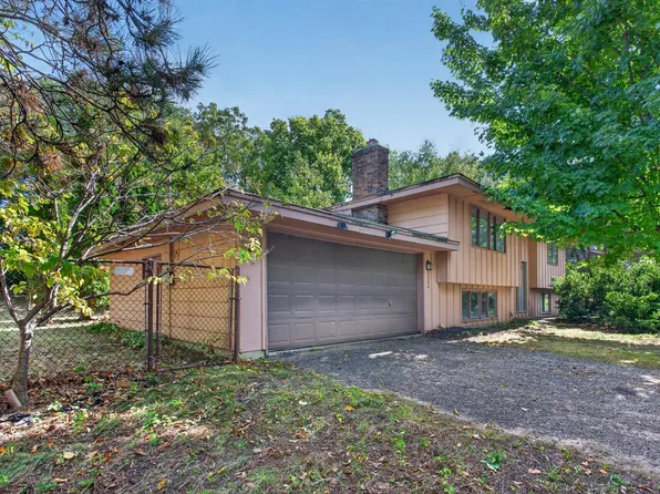 3280 Donald Ave, Eagan, MN 55121