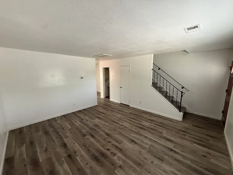 602 Rocky Hill Rd #A — Photo 3