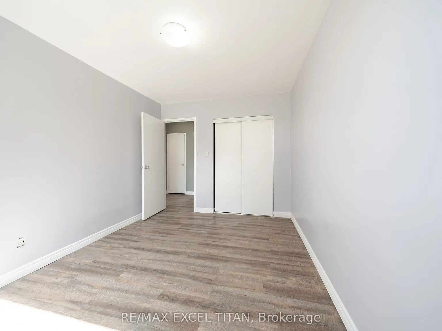 2 bed, $1,895 — Photo 4