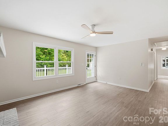 4th image of 1235 Winecoff School Rd