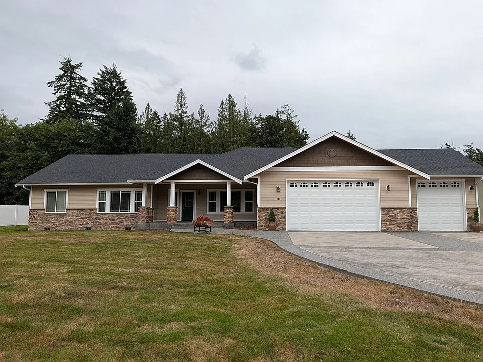 13837 Bay View Rd