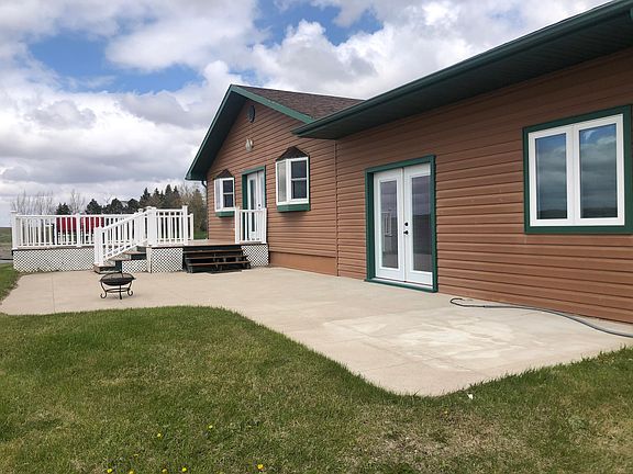 3rd image of 2993 E Lakeside Rd