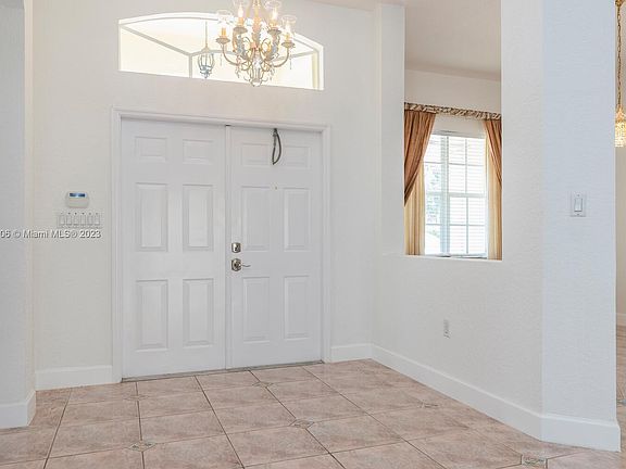 foyer entryway