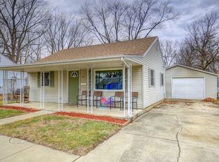 240 Arcadia Dr, Rantoul, IL 61866