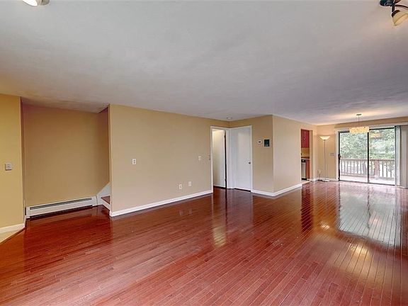 3rd image of 500 E Greenwich Ave APT 117