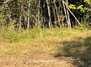 420 Blacks Ferry Rd, Burkesville, KY 42717