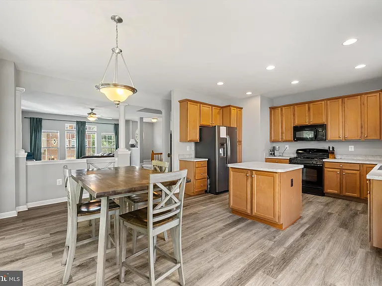 25 Hunting Creek Ln — Photo 8
