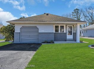 7 Mount Kisco Drive, Toms River, NJ 08753