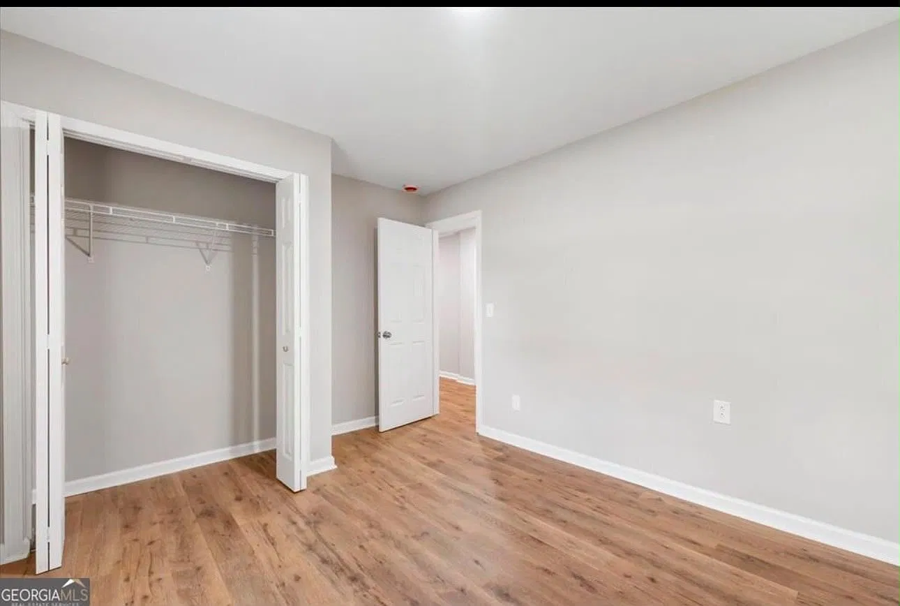 3 bed, 1250 sqft, $2,450 — Photo 1