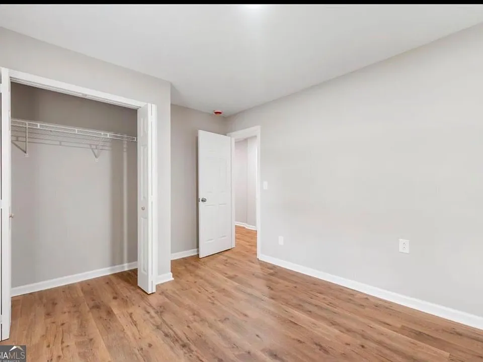 4010 Kennesaw Dr NW