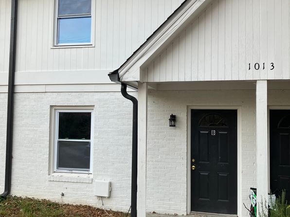 1013 Locust Dr NE #B