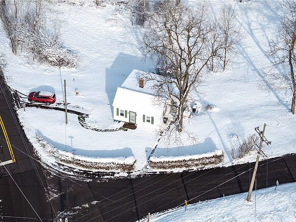 3rd image of 1198 Morgan Rd
