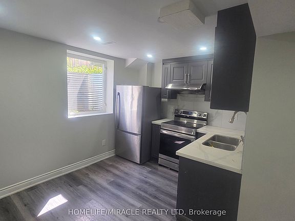 2nd image of 19 Cobriza Cres
