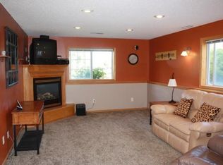 125 Park St, Elko New Market, MN 55054