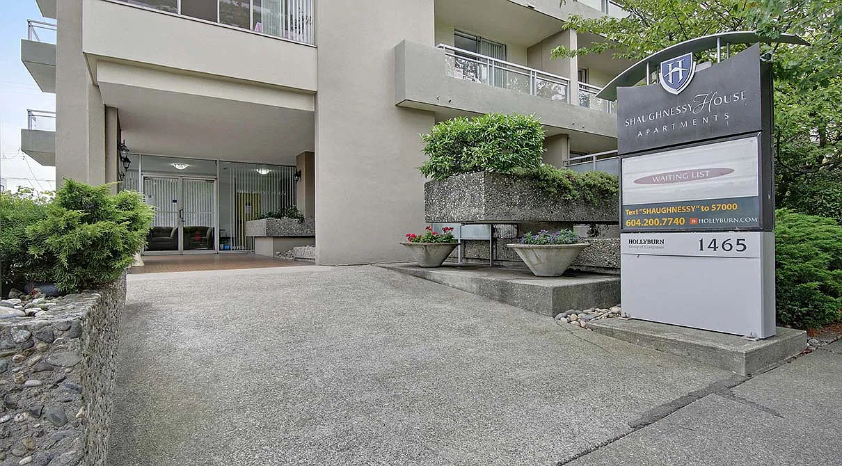 Shaughnessy House — Photo 4