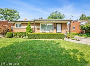29641 Sherry Ave, Madison Heights, MI 48071