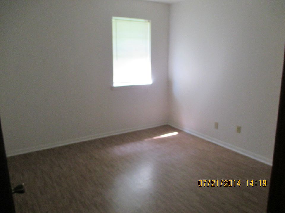 College Place Apts, Clarksville, AR 915 N Harmony Rd Clarksville, AR