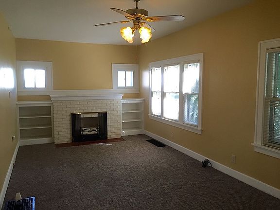 3rd image of 510 Carlyle Pl